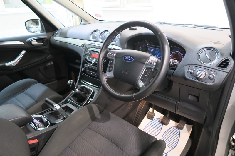 Ford Galaxy 2.0 Tdci Zetec Mpv Euro 5 140 P Black #22