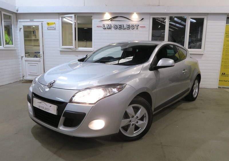 Renault Megane Dynamique Tomtom Vvt 110 Silver #2