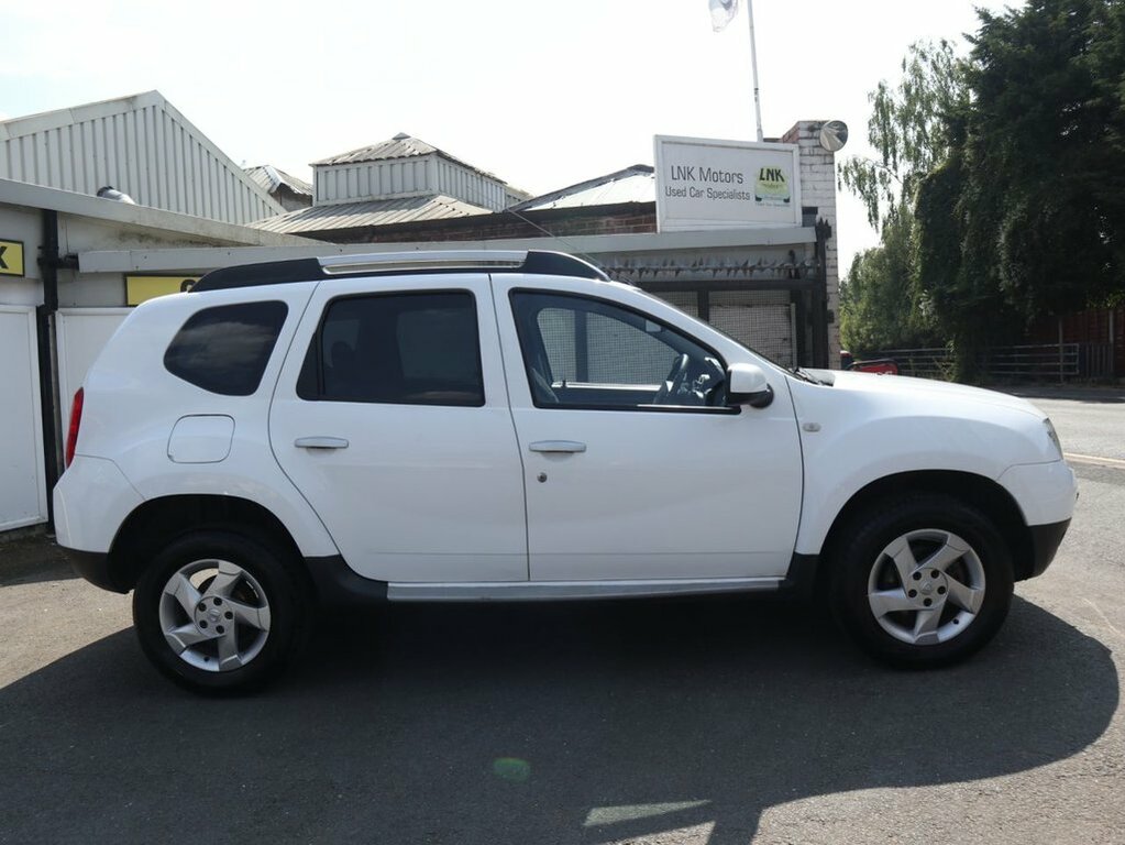 Dacia Duster 1.5L Laureate White #3