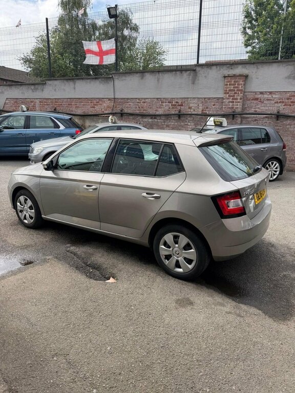 Skoda Fabia 1L S Beige #4