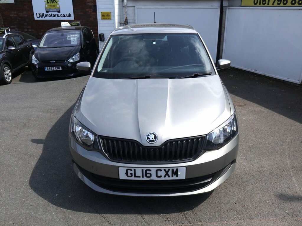 Skoda Fabia 1L S Beige #4
