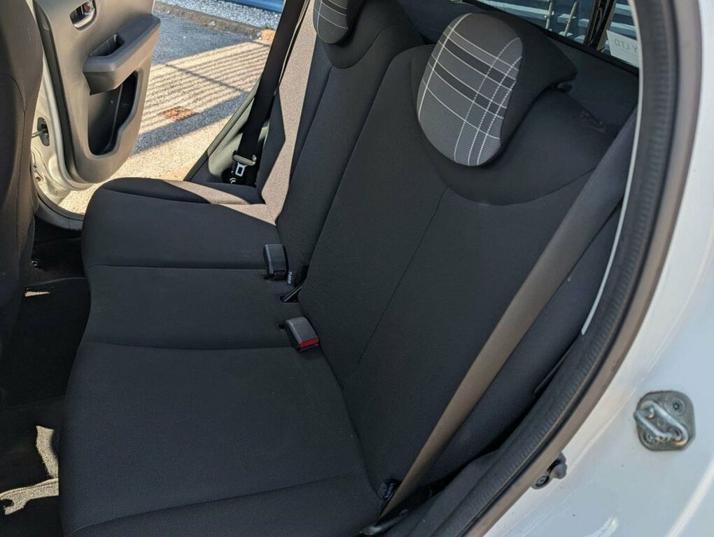 Peugeot 108 1.2L Allure White #6