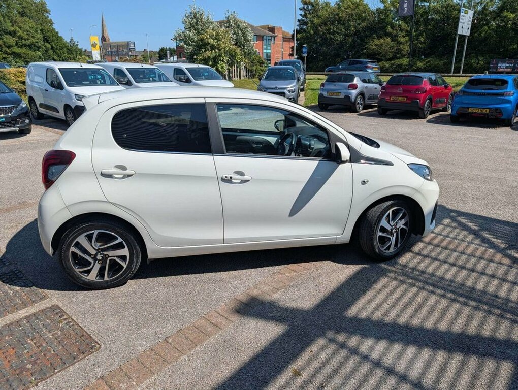 Peugeot 108 Hatchback Red #10