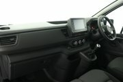 Nissan Primastar Nissan 30 L1 2.0 Dci 110Ps H1 Tekna Van Black #8
