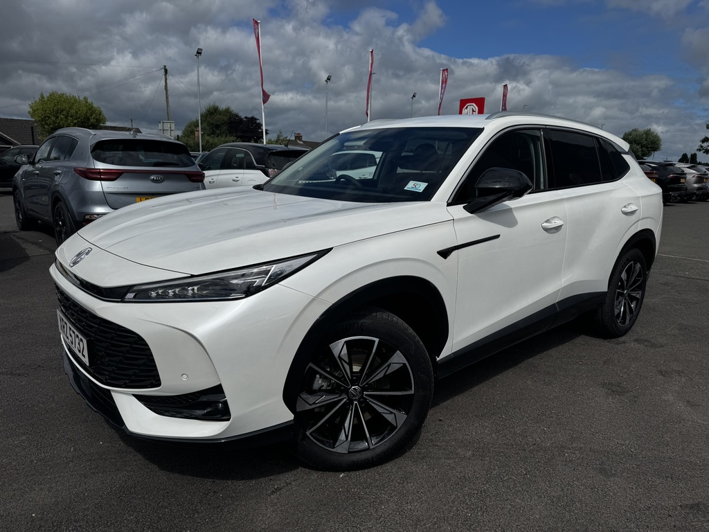 MG HS Trophy Hev White
