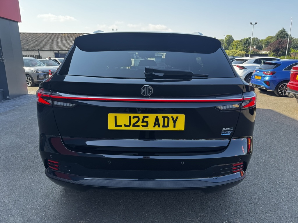 MG HS Trophy Phev LJ25ADY Black #4