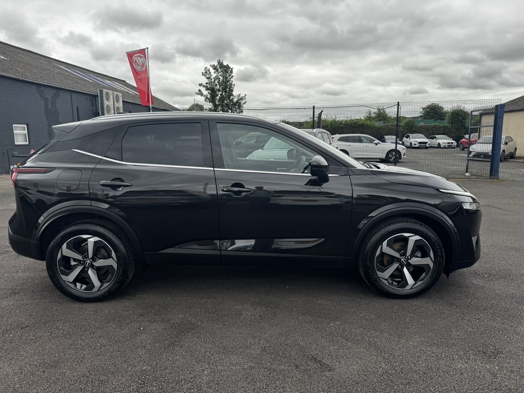 Nissan Qashqai N-connecta Dig-t Mhev AMZ7008 Black #6