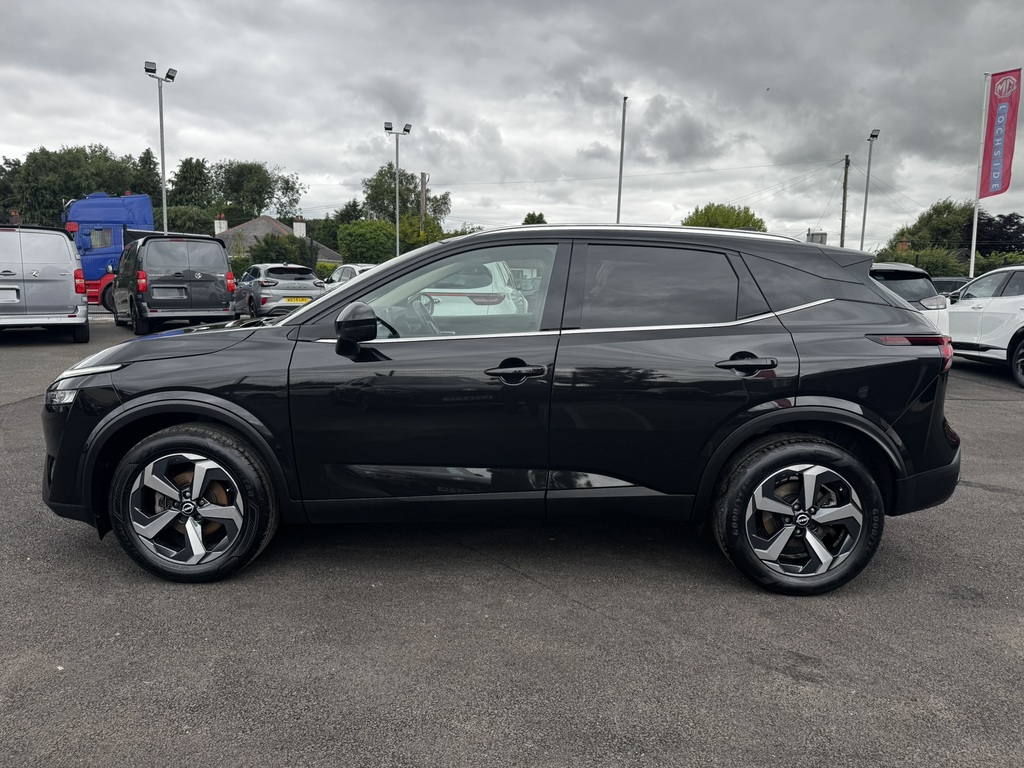 Nissan Qashqai N-connecta Dig-t Mhev AMZ7008 Black #2