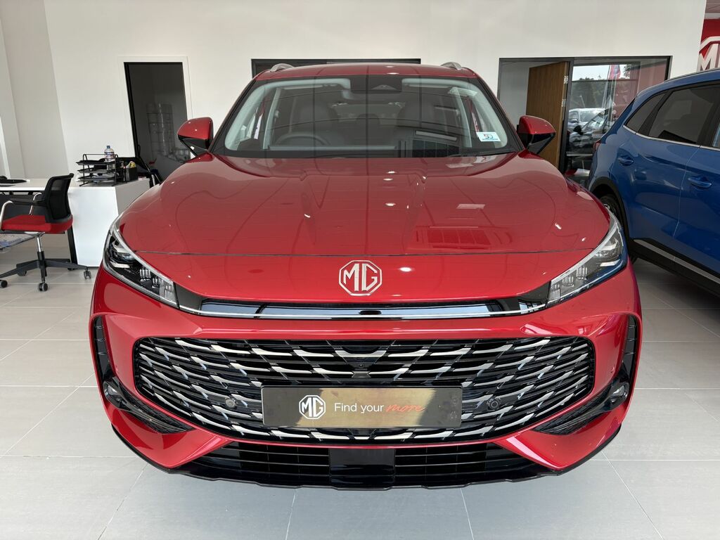 MG HS Trophy Red #2
