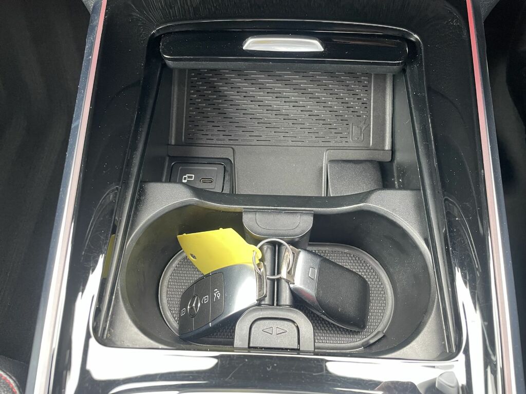 Mercedes-Benz GLB Class Glb 200 Amg Line Black #25