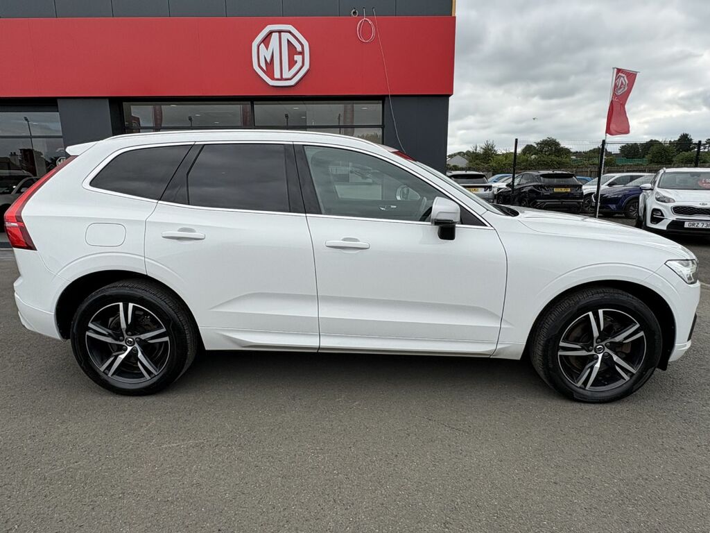 Volvo XC60 R-design White #4