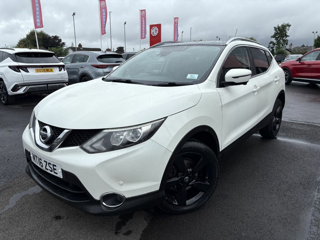 Nissan Qashqai N-connecta White
