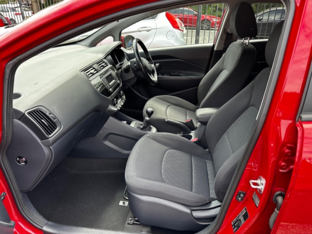 Kia RIO 1.4 Crdi 2 Isg 89 Bhp White #7