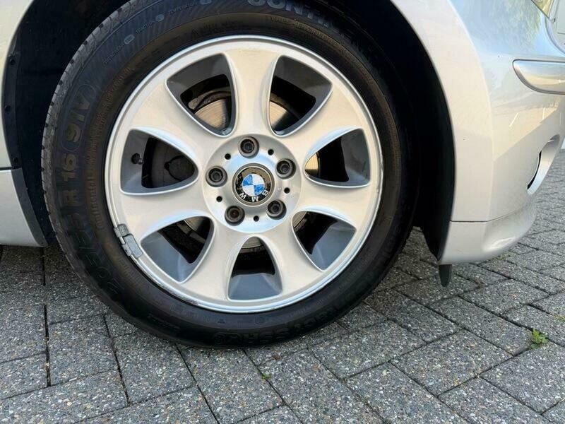 BMW 1 Series Hatchback 2.0 120D Se Euro 4 200505 Blue #31