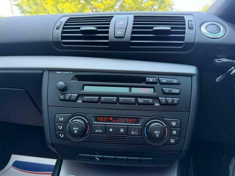 BMW 1 Series Hatchback 2.0 120D Se Euro 4 200505 Blue #34