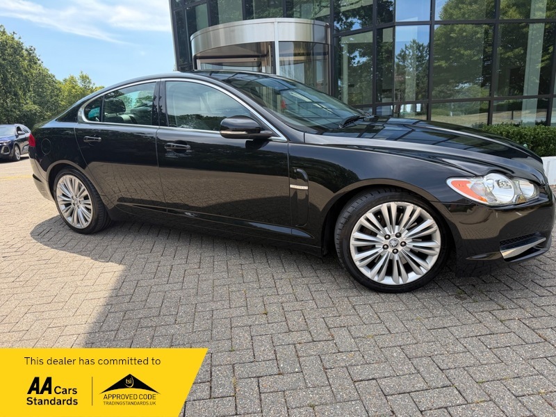 Jaguar XF Saloon 3.0D S V6 Portfolio Euro 5 20106 Silver #10