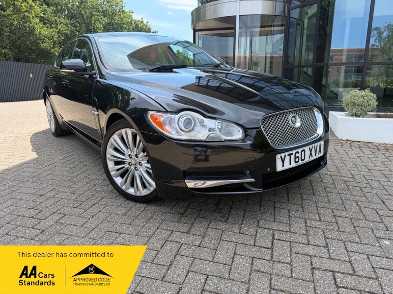 Jaguar XF 3.0D V6 Premium Luxury Black