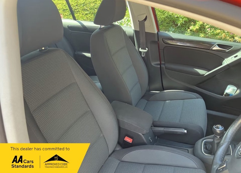 Volkswagen Golf 1.4 Tsi Match Hatchback GK60XRE Red #4