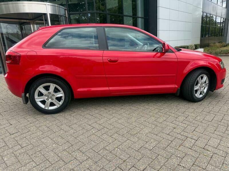 Audi A3 Hatchback 1.6 Technik Sportback Euro 4 20090 Blue #10