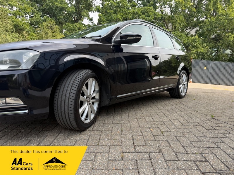 Volkswagen Passat 2.0 Tdi Bluemotion Tech Black #4