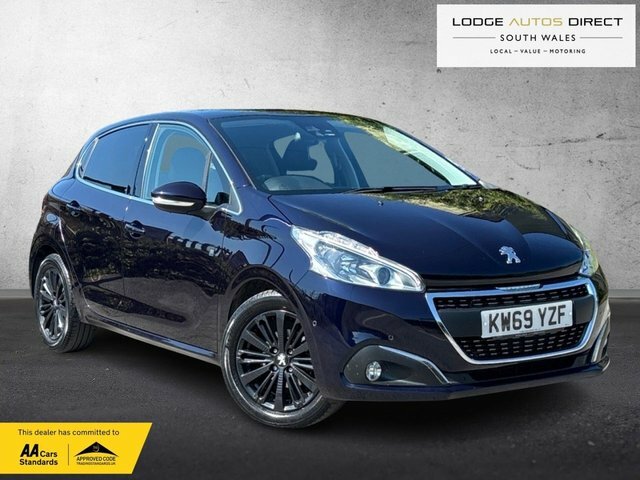 Peugeot 208 1.2 Puretech Tech Edition Hatchback Man Blue