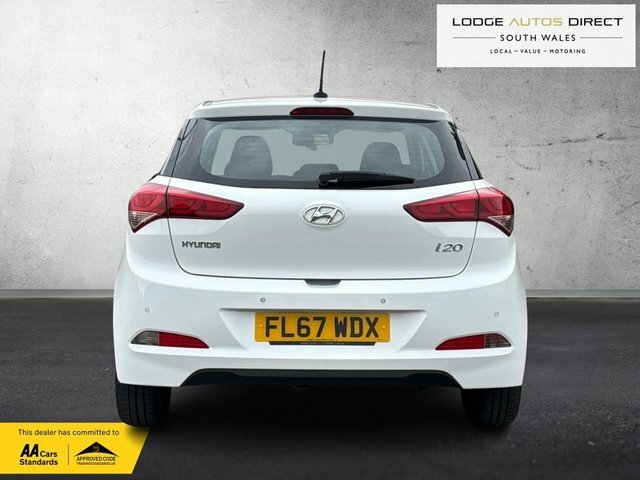 Hyundai I20 1.2 Se Hatchback Euro 6 84 Ps FL67WDX White #4