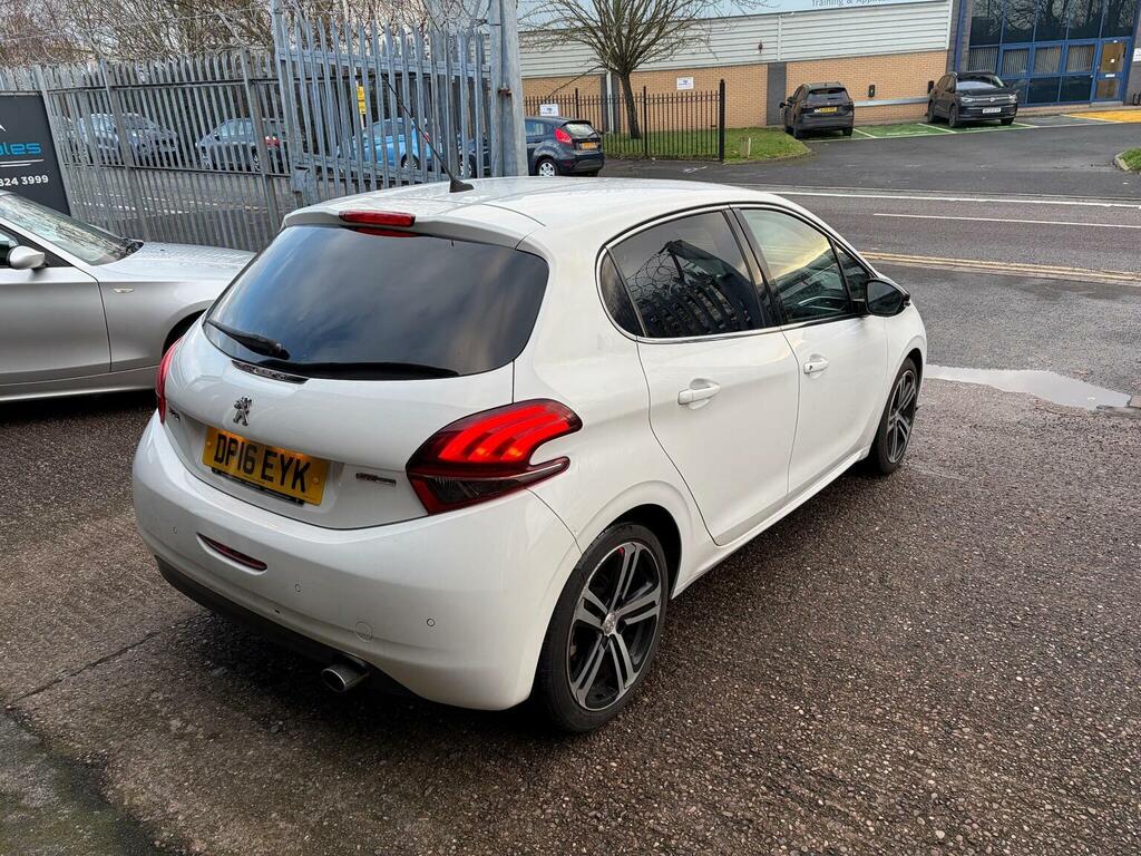 Peugeot 208 1.2 Puretech Gt Line Euro 6 Ss White #6