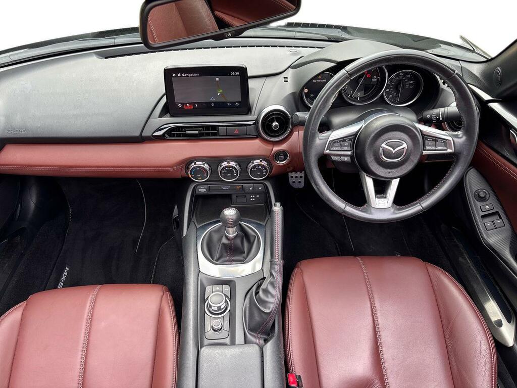 Mazda MX-5 RF Coupe #11