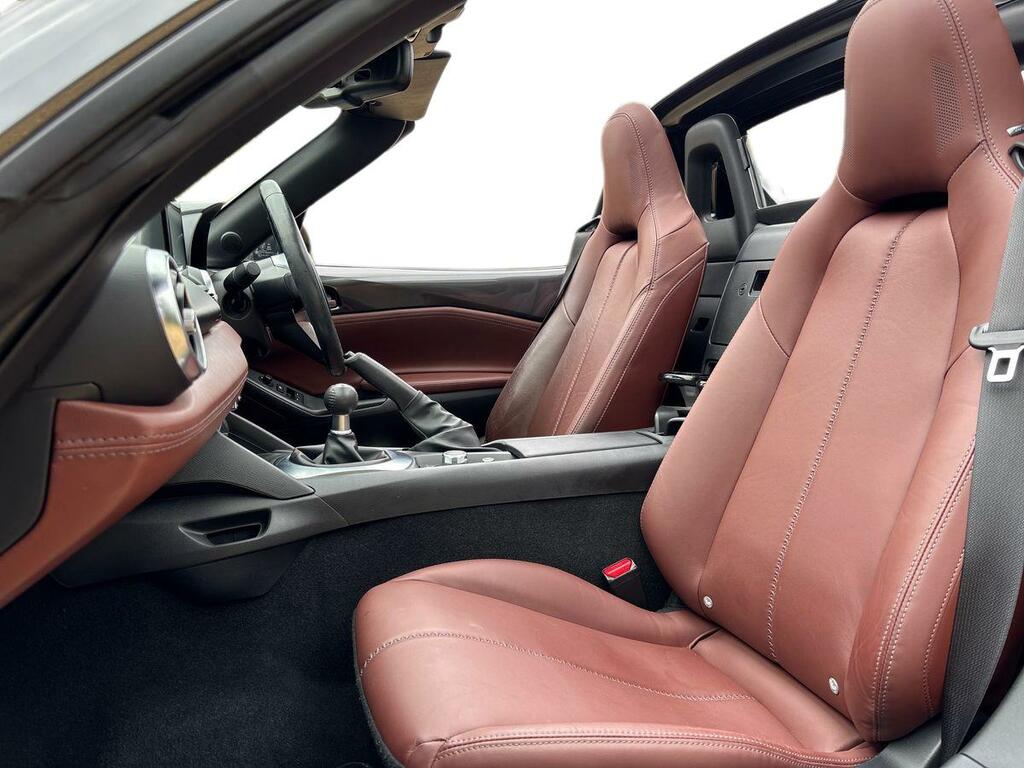 Mazda MX-5 RF Coupe #16