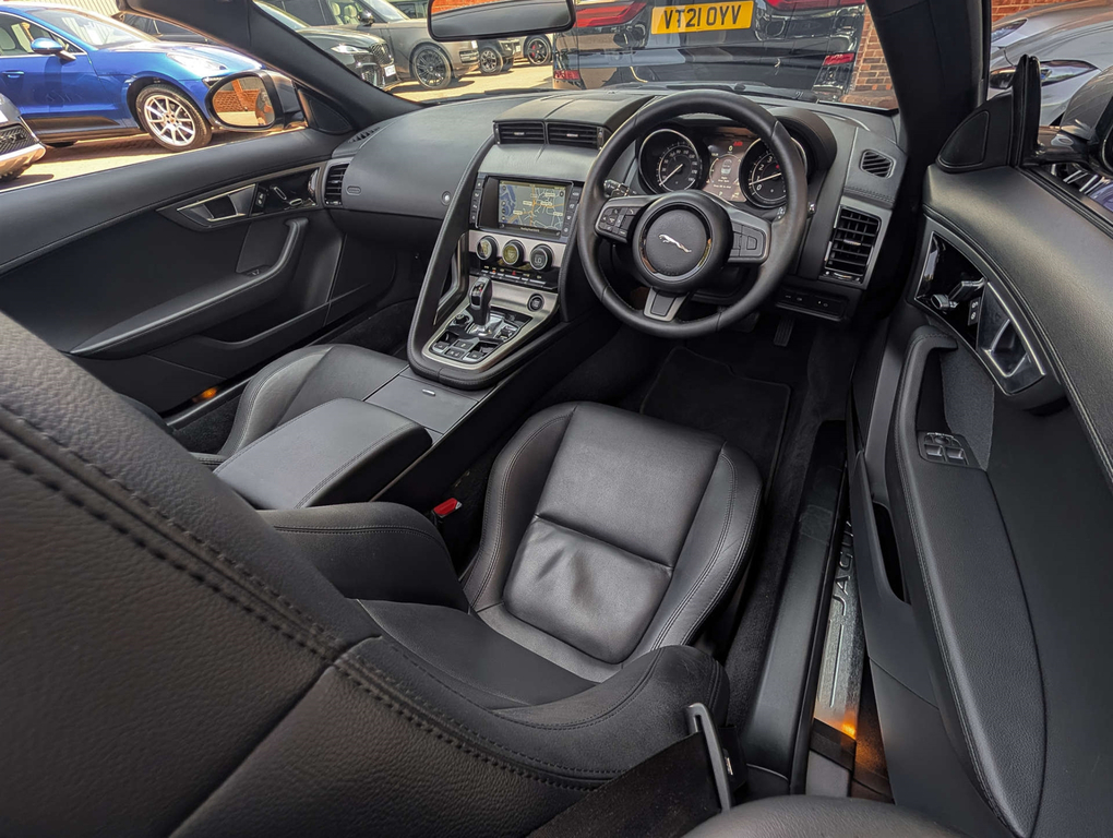 Jaguar F-Type 3L Null Red #25