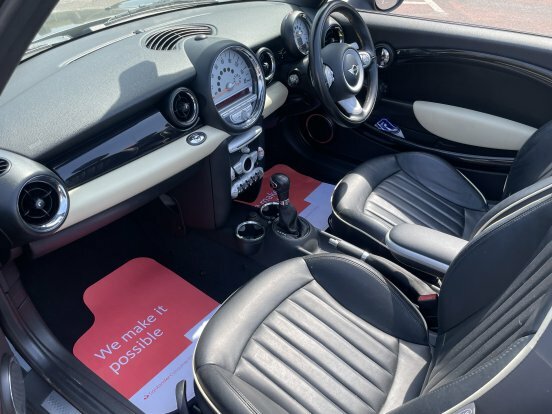 Mini Convertible 1.6 Cooper Euro 4 Black #11