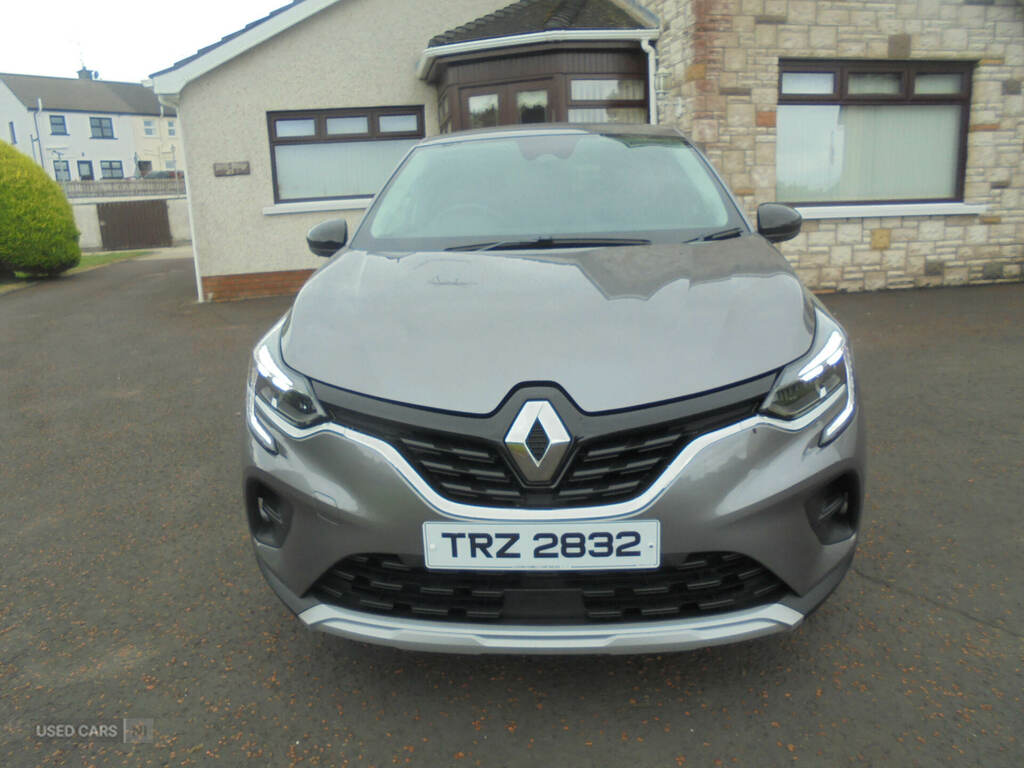 Renault Captur 1.3 Tce 140 Iconic Grey #3