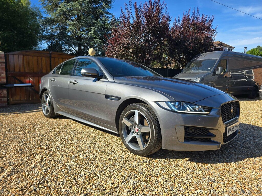 Jaguar XE 2.0D R-sport Awd Euro 6 Ss Grey