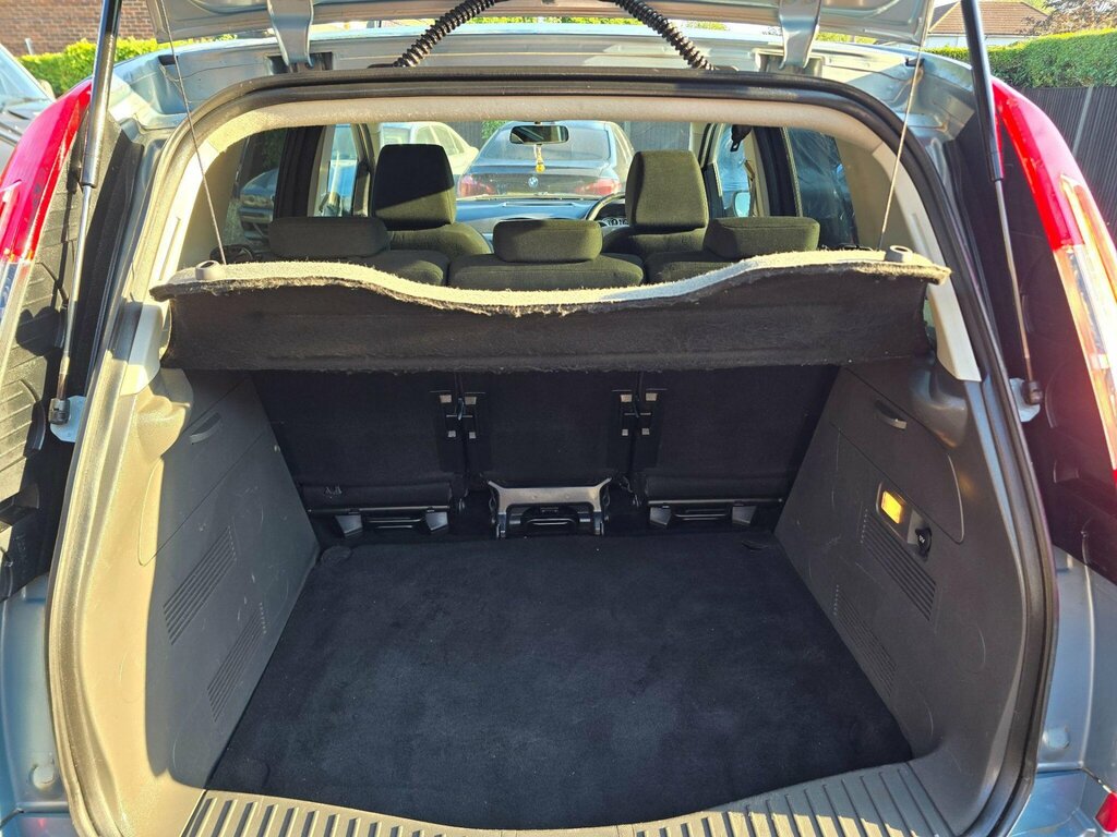 Ford C-Max 2.0 Zetec Blue #11