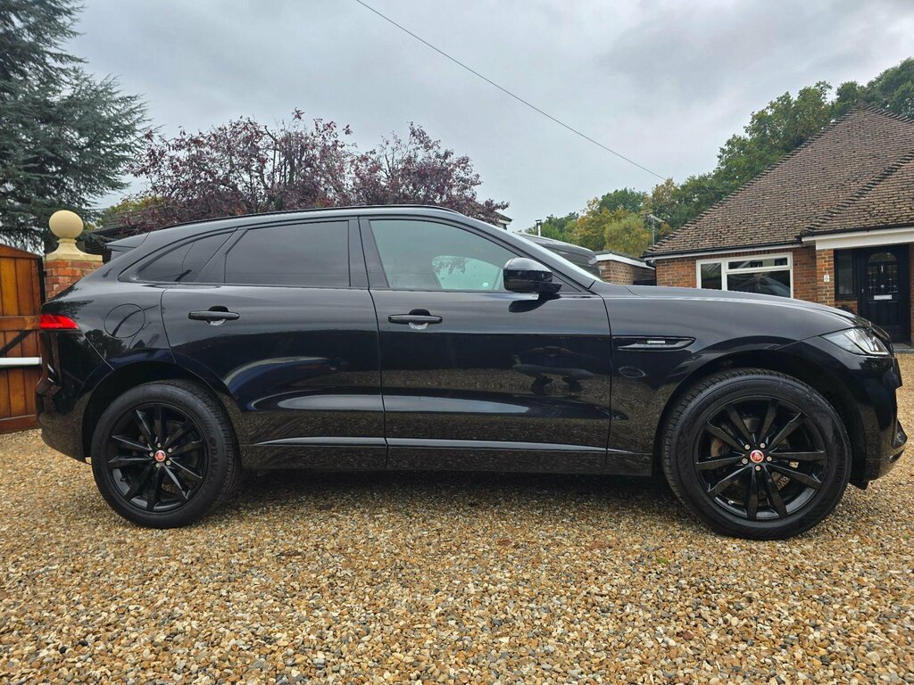 Jaguar F-Pace 2.0 D180 R-sport Awd Euro 6 Ss YX67OXC Black #2
