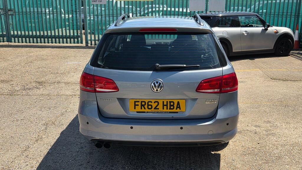 Volkswagen Passat Estate FR62HBA Grey #6