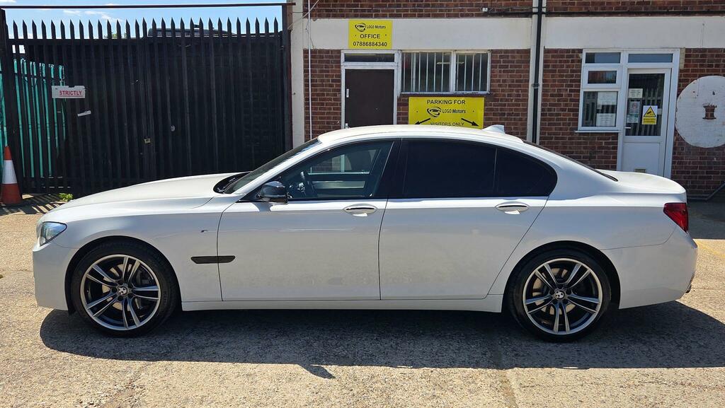 BMW 7 Series Saloon White #5