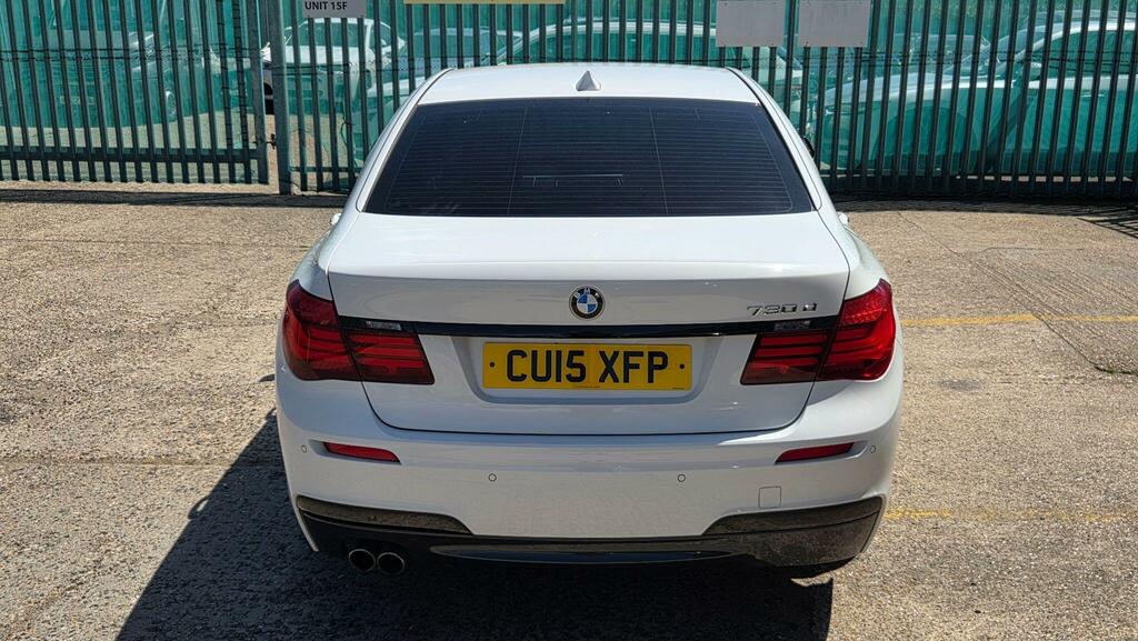 BMW 7 Series Saloon White #6