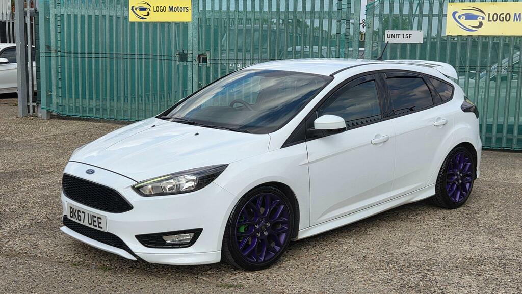 Ford Focus Hatchback White