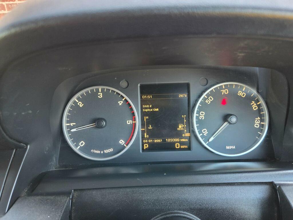 Land Rover Discovery 4 3L Hse Green #23