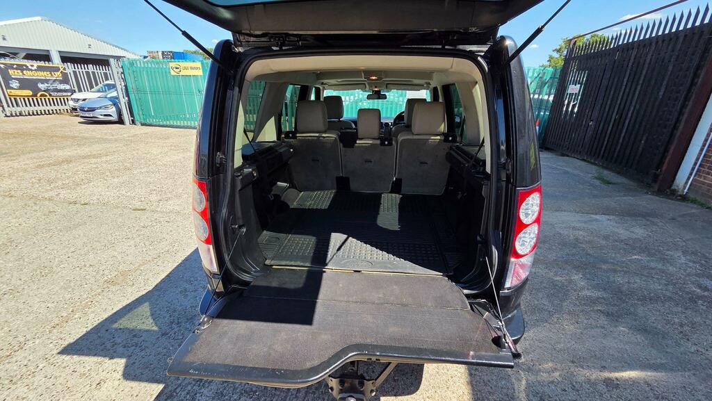 Land Rover Discovery 4 3L Hse Green #28
