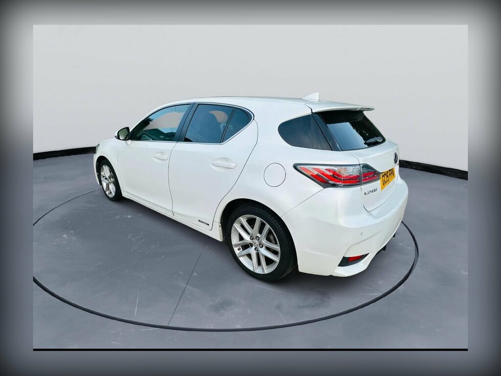 Lexus CT 1.8 200H Premier Cvt Euro 6 Ss White #4