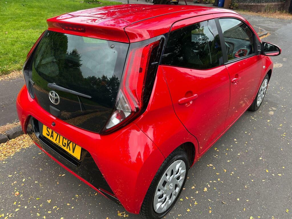 Toyota Aygo 1.0 Vvt-i X-play Euro 6 S S Red #3