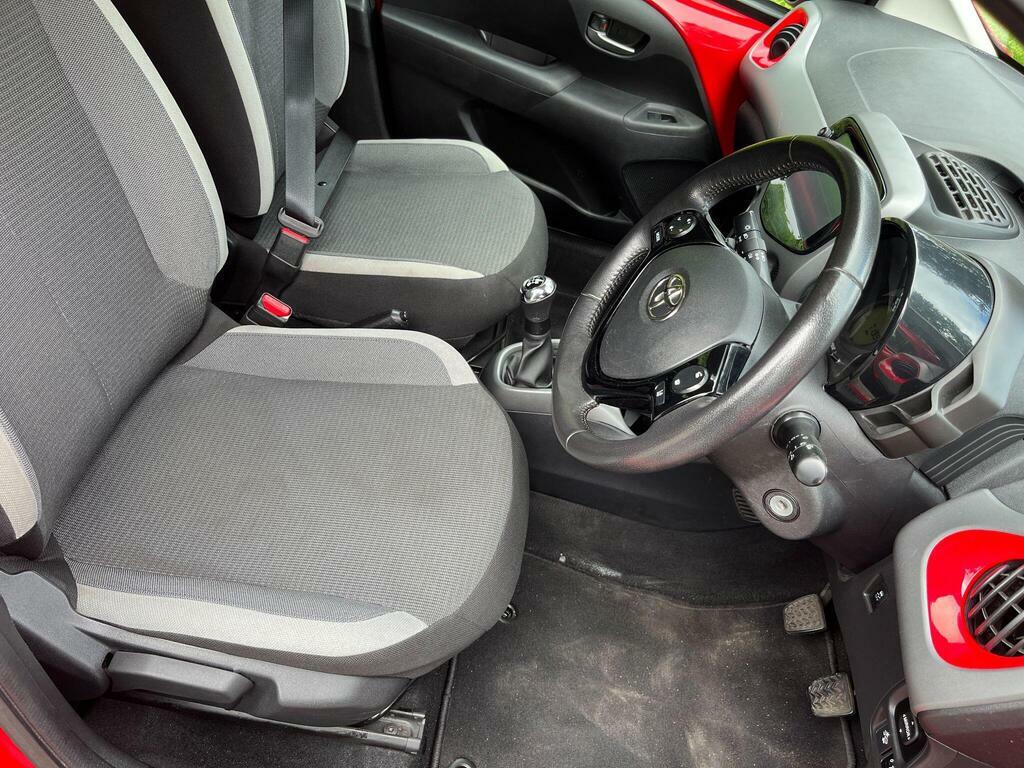 Toyota Aygo Hatchback Black #7