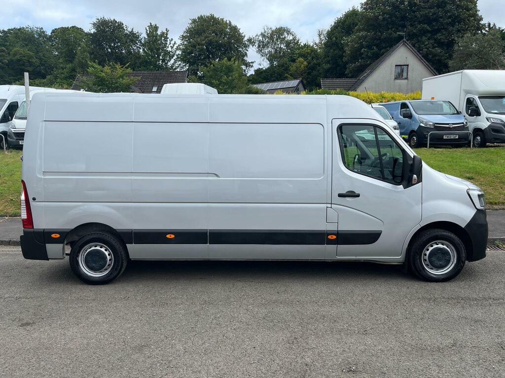 Renault Master 2.3 Dci 35 Business Fwd Lwb Medium Roof Euro 6 Grey #2