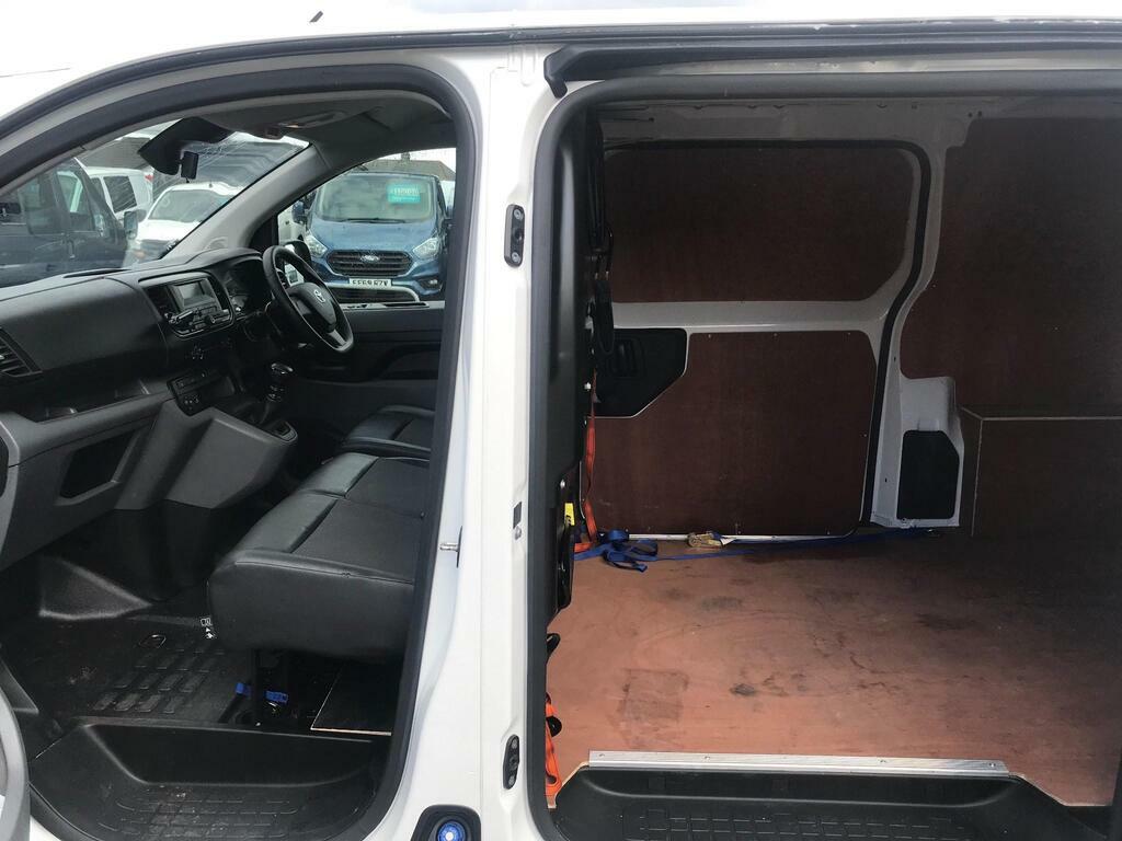 Toyota PROACE 1.5D Icon Compact Panel Van 6Dr Swb Black #7