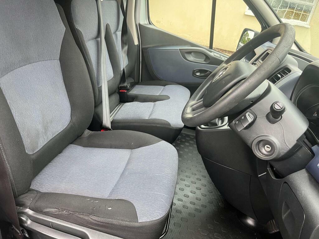 Vauxhall Vivaro L2h1 2900 Sportive Cdti Silver #10