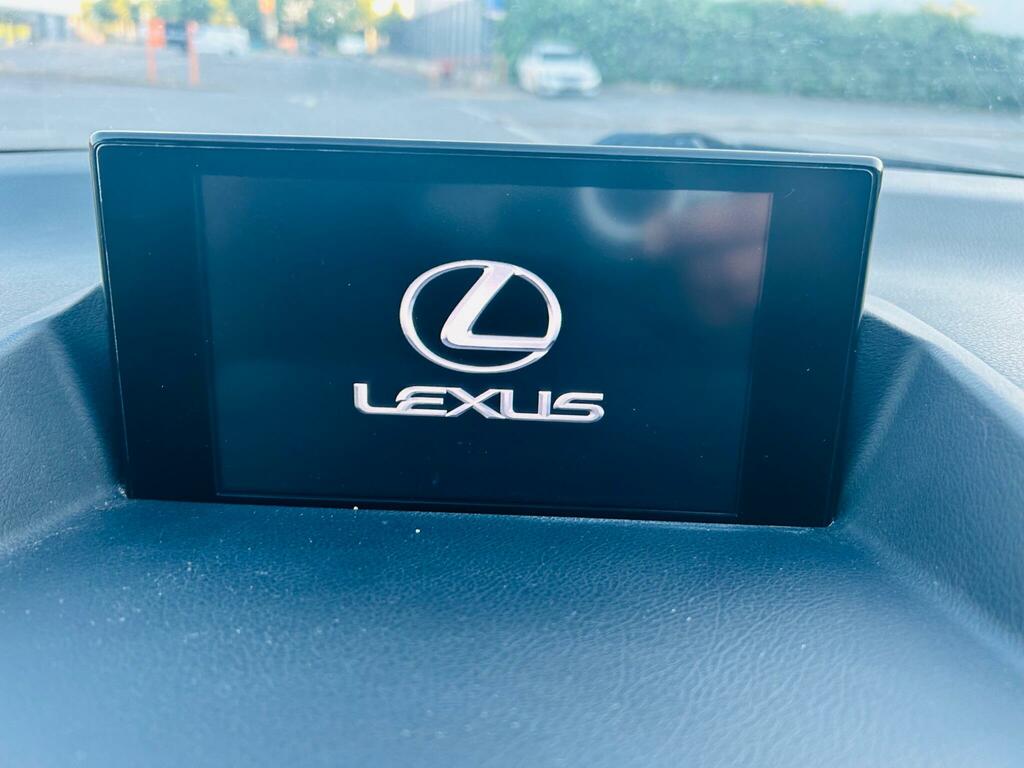 Lexus CT 200H 1.8 Luxury Cvt Euro 6 Ss White #24