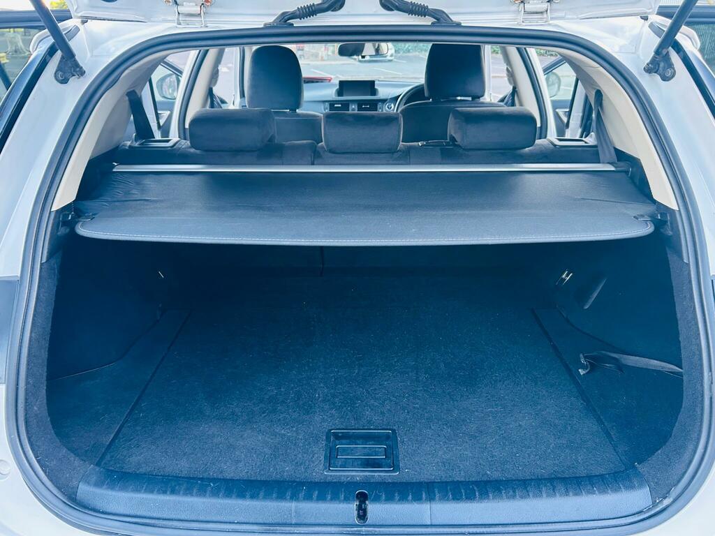 Lexus CT 200H 1.8 Luxury Cvt Euro 6 Ss White #33