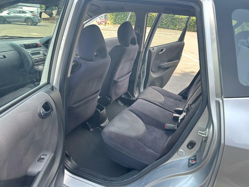Honda Jazz 1.4 I-dsi Se Cvt-7 - Deposit Taken Silver #18